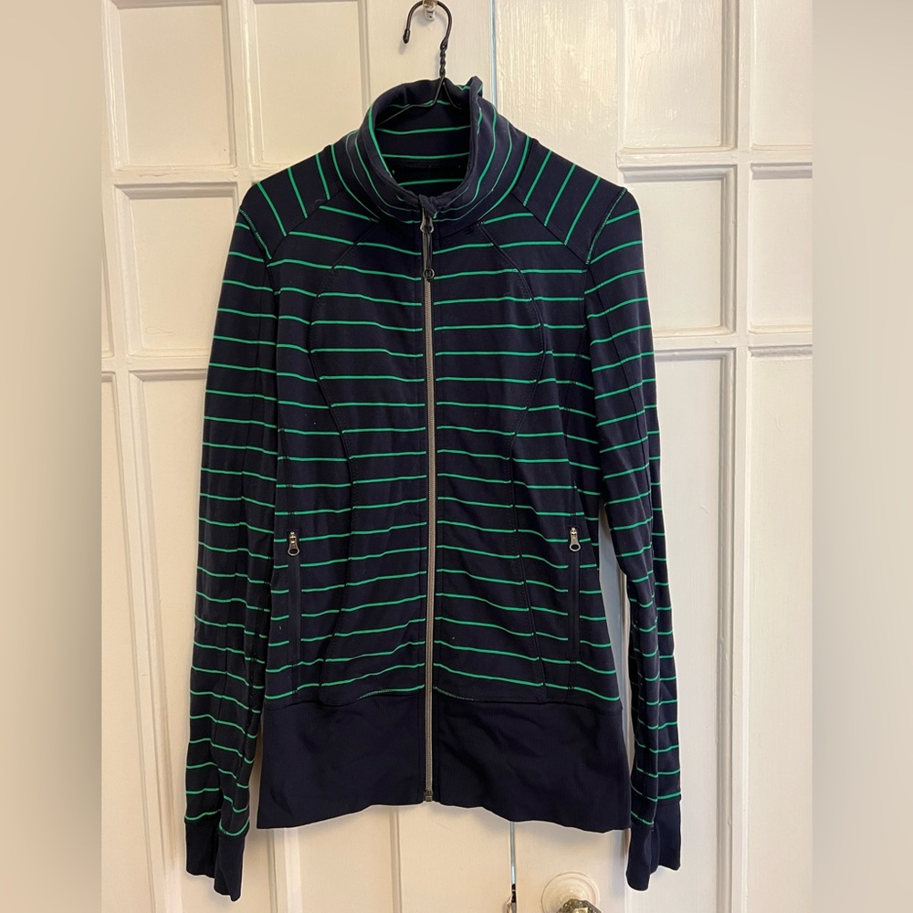 Lululemon full zip jacket in navy blue with green stripes size 6